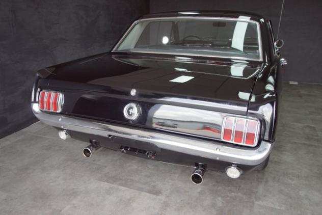 Ford USA - Mustang V8 Hardtop Coupe - 1965