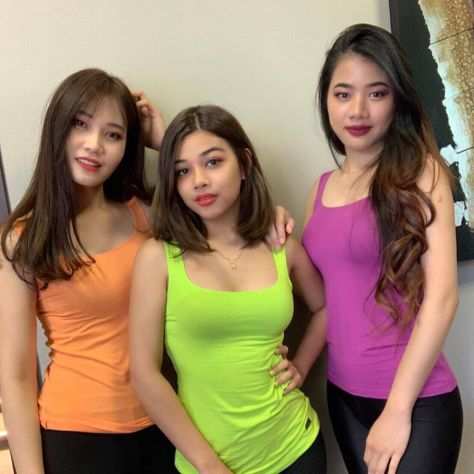 FOTO VERO 100  Thai massage con le ragazze thailandese giovane qualifiche