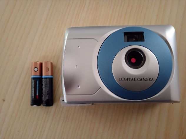 Fotocamera digitale per anziani e bambini semplice e veloce- NUOVA