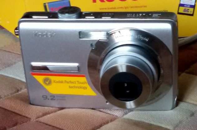 Fotocamera digitale ultracompatta Kodak M320