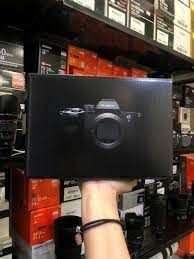 Fotocamera mirrorless full frame con obiettivo intercambiabile Sony Alpha 7 IV,