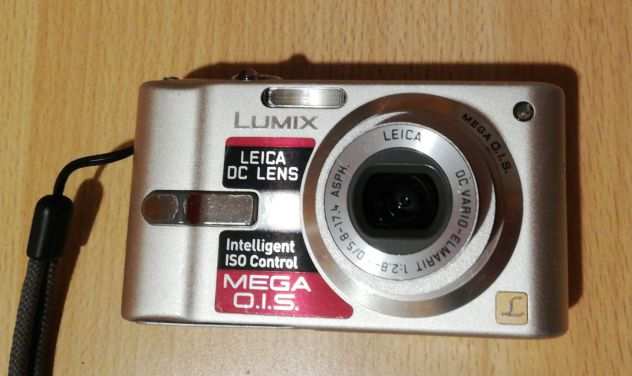 Fotocamera Panasonic Lumix DMC-FX10 color argento