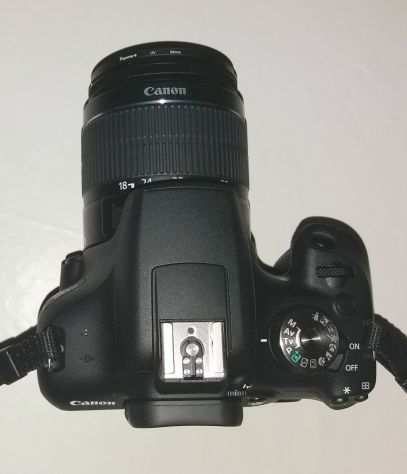 Fotocamera reflex digitale Canon 2000D