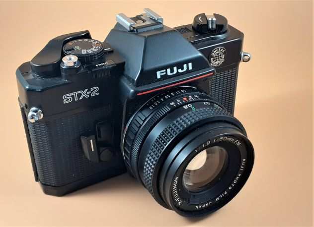 Fotocamera SLR 35mm Fuji STX 2 manuale AS NEW