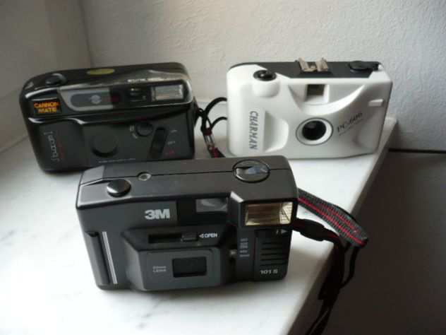 Fotocamere 3 modelli, anni 80, funzionanti, in blocco.