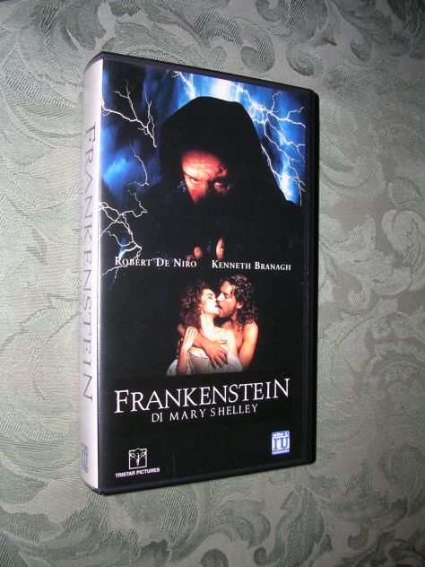 FRANKENSTEIN di Mary Shelley