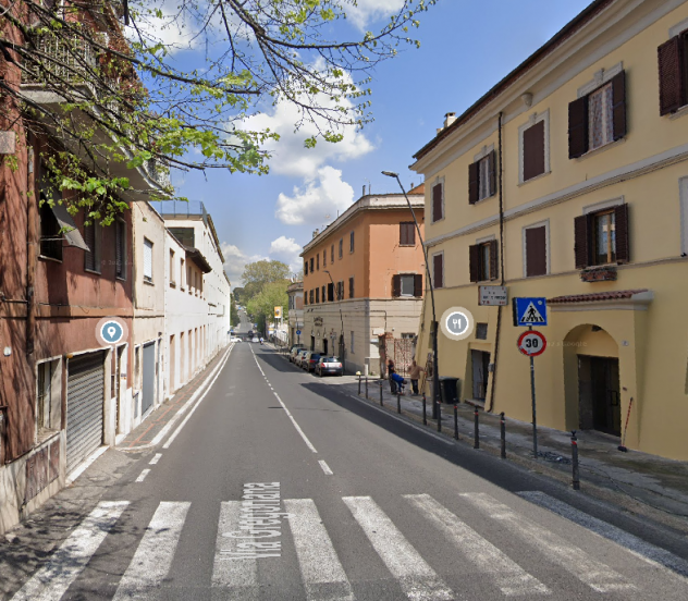 FRASCATI-Bilocale con TERRAZZO