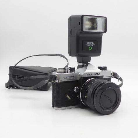Fujica ST 705  Fujinon 1,855mm - M42  Flash Sunpak Auto 200  Fotocamera reflex a obiettivo singolo (SLR)
