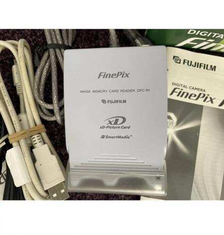 Fujifilm Finepix M603 digitalclassic Fotocamera digitale