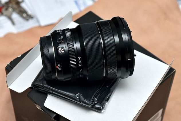 Fujinon XF 10-24mm F.4,0 R OS nuovo inusato