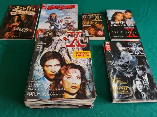 Fumetti e romanzi di X-Files (40 pezzicard)