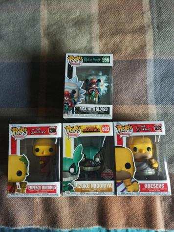 Funko - Funko Pop Mixed Collection of 4 The SimpsonsMy Hero AcademiaRick and Morty