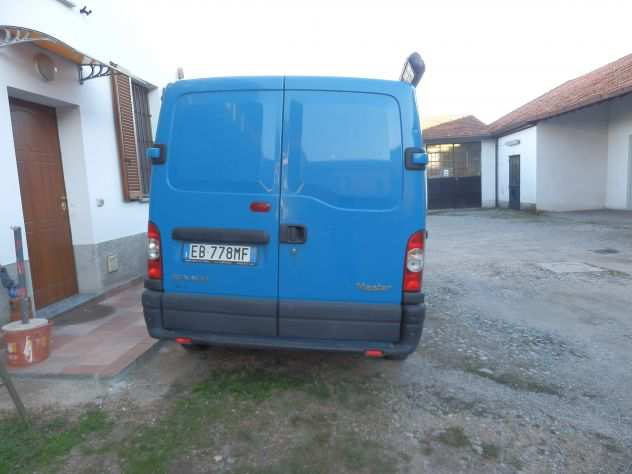 FURGONE RENAULT MASTER CHIUSO