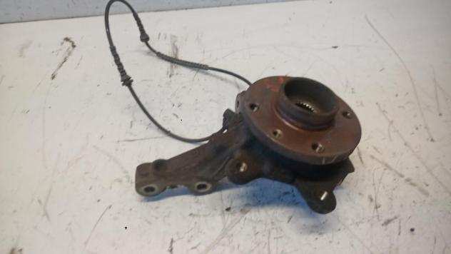 FUSELLO RUOTA ANT. SX. USATO DAL 2007 AL 2011 RENAULT TWINGO laquoIIraquo (2008)-3