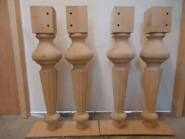 Gambe tavoli in legno tornite