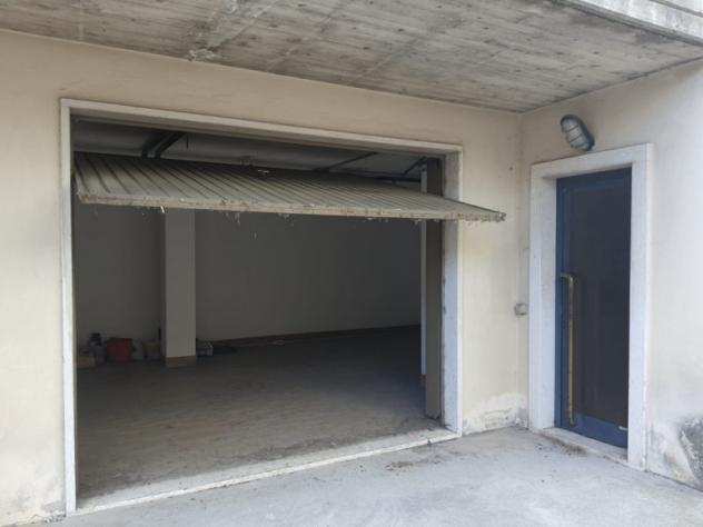 Garage a Arcole - Rif. AR001
