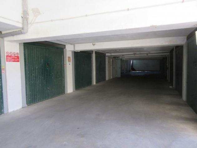 Garage a Bracciano - Rif. 15960