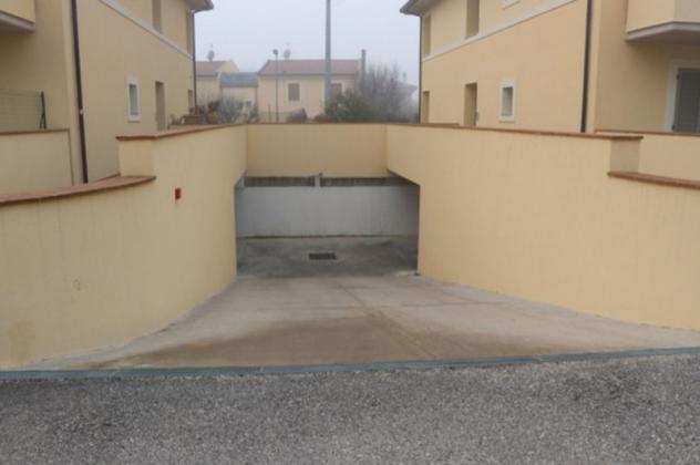 Garage a Foligno - Rif. 9415