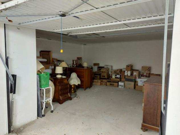 Garage a Panicale - Rif. 12305