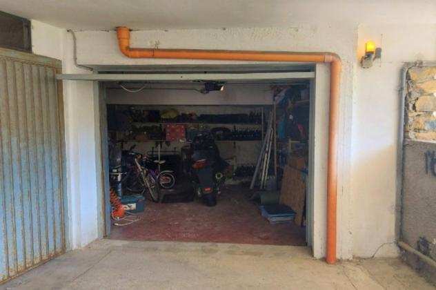 Garage a San Lorenzo al Mare - Rif. 13120