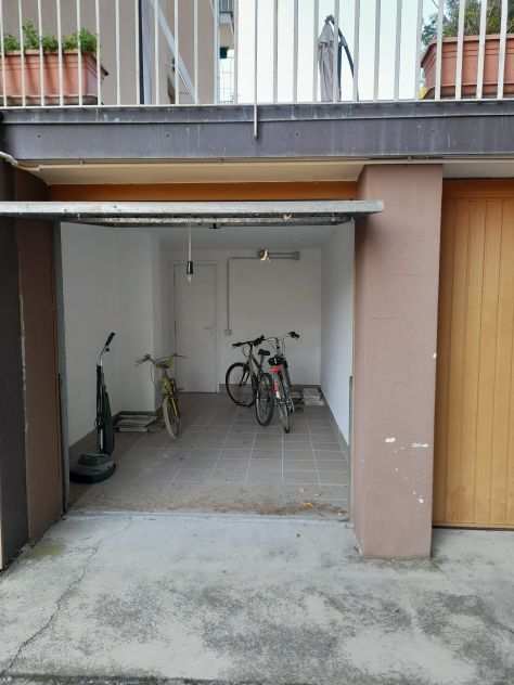Garage, Box auto coperto in affitto a Ivrea Zona Fiorana