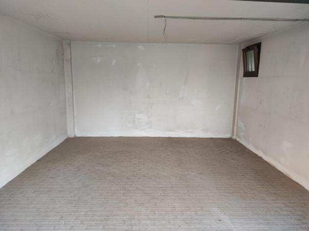 Garage in vendita a FORCOLI - Palaia 20 mq Rif 1073632