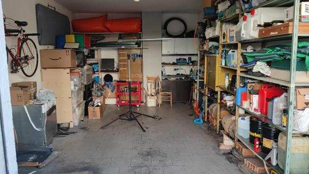 Garage in vendita a PONTE A VINGONE - Scandicci 25 mq Rif 1099985