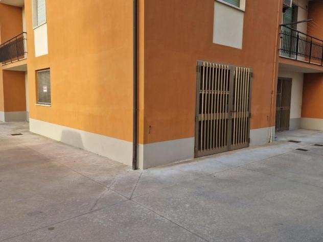 Garage in vendita a Santa Croce sullArno 36 mq Rif 1222757