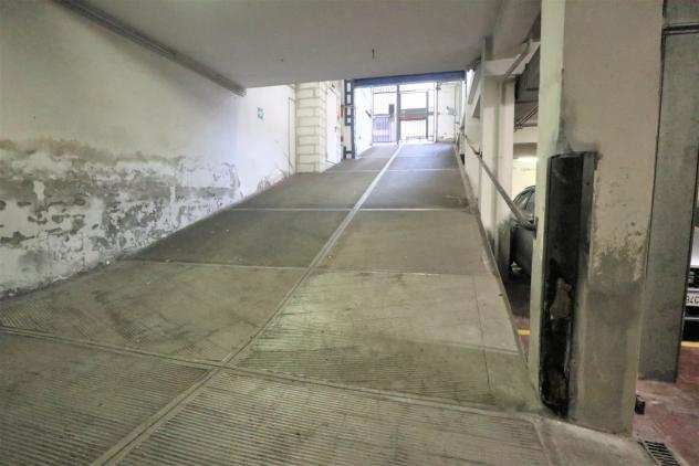 Garage  Posto Auto in vendita a Bologna, Irnerio - Universita