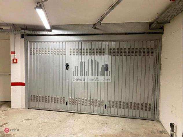 GaragePosto auto di 27mq a Bergamo