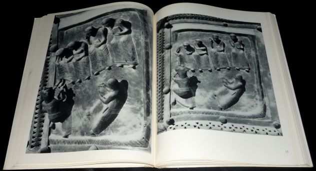 GAZZOLA quotLa Bible des pauvres, le porte de bronze de Veronaquot, 1956