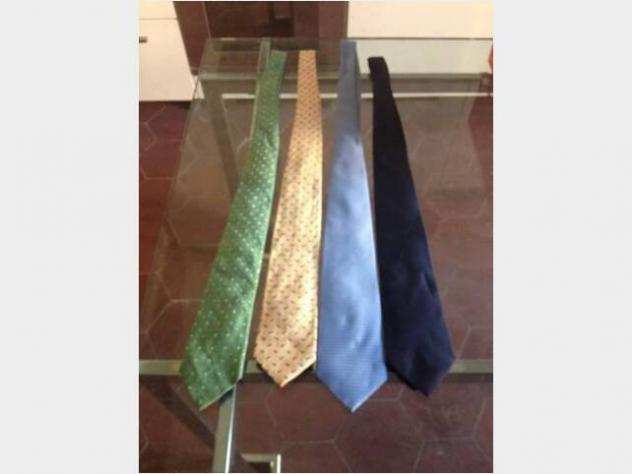 Giacca Boggi, cravatte e scarpe di marca