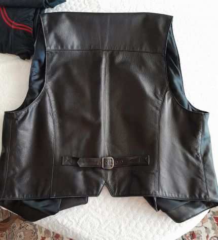 Gilet vera pelle nero. artigianale