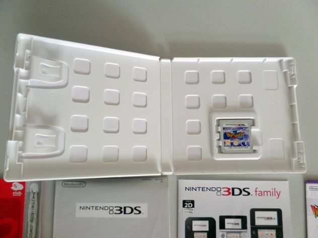 Giochi Nintendo 3DS ( New Super Mario Bros 2 ) ( Inazuma eleven GO ombra ) usati