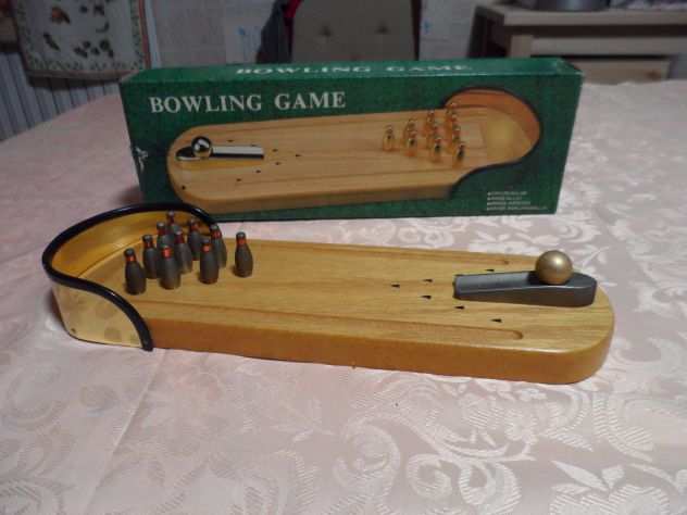 GIOCO BOWLING E GIOCO FRECCETTE IN LEGNO