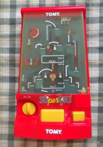 GIOCO SU PER GIU TOMY 1990 PIUTTOSTO RARO.