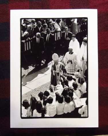 Giovanni Paolo II tra la folla di fedeli