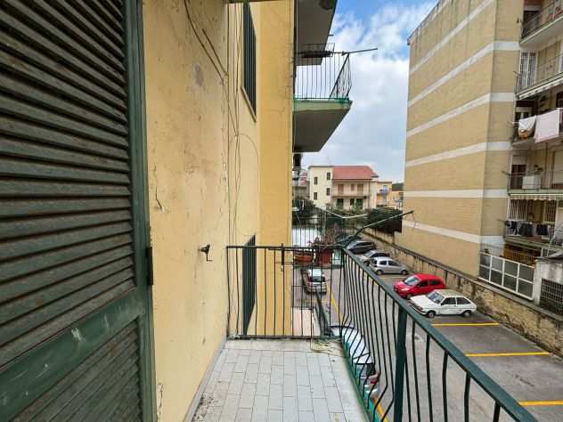 Giugliano app-to da ristrutturare. rif va1137