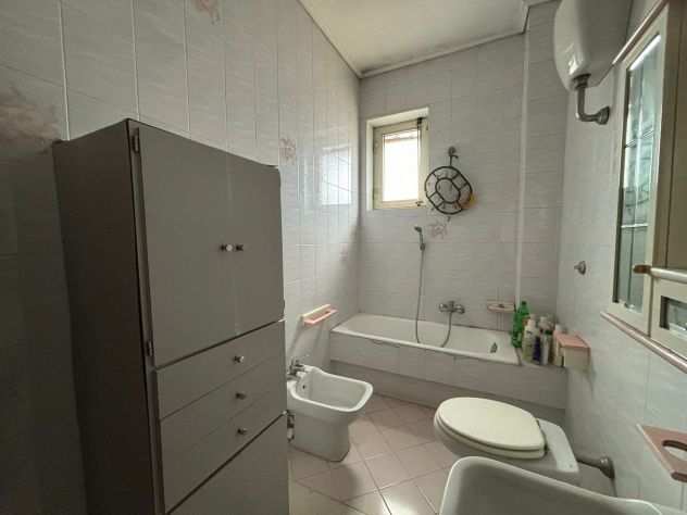 Giugliano app-to da ristrutturare. rif va1137