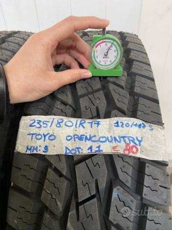 Gomme Usate TOYO 235 80 17