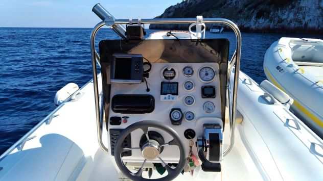 gommone master 730