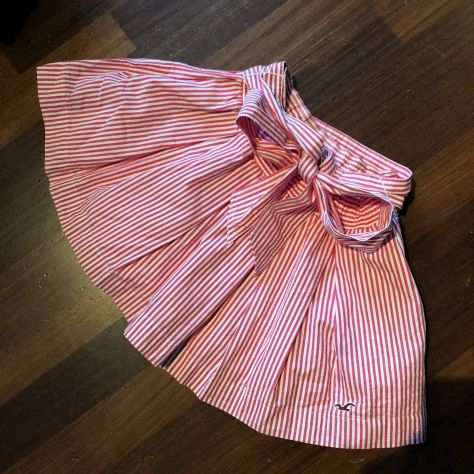 Gonna a righe rosa e bianche Hollister, taglia XS