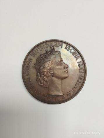 Gran Bretagna. Bronze medal 1953 by Stefano Johnson Incoronazione Regina Elisabetta II