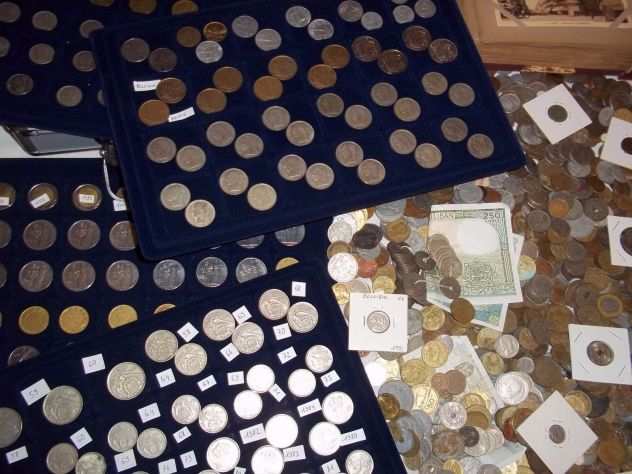 Grande lotto di banconote, monete, CPA e altre collezioni, 27 chili