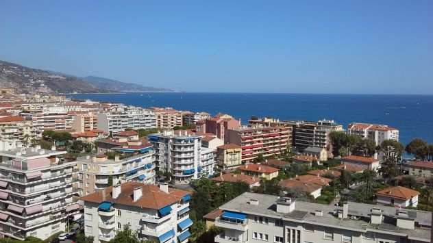 Grazioso bilocale vista panoramica, Menton