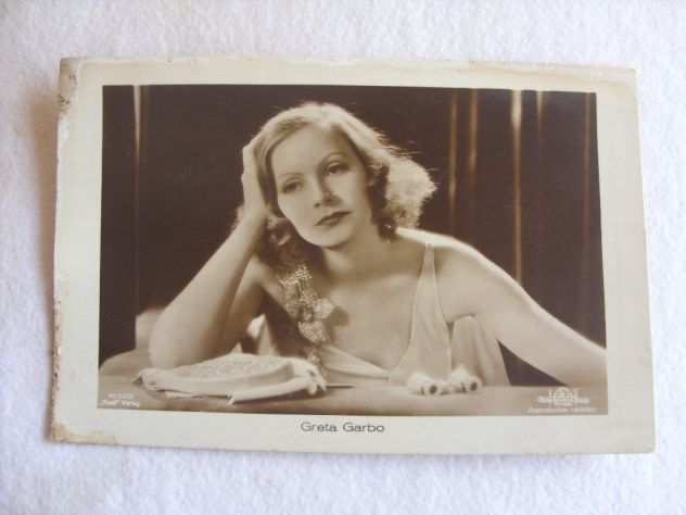 Greta Garbo attrice foto in cartolina anni 50