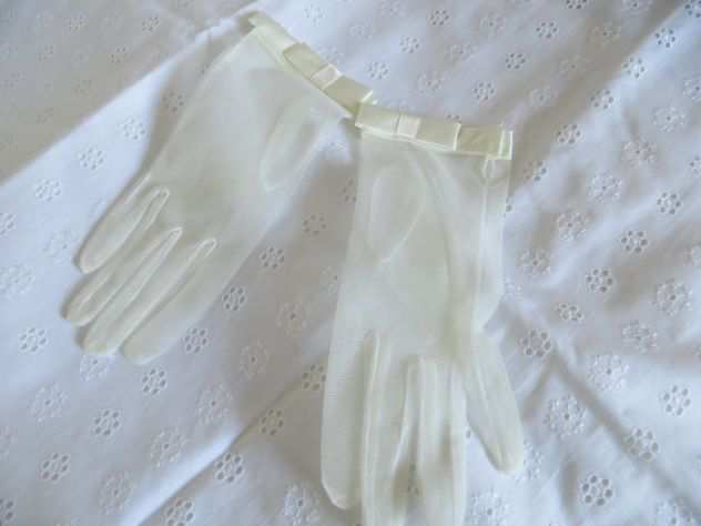 guanti da sposa , corti, con nastrino in raso