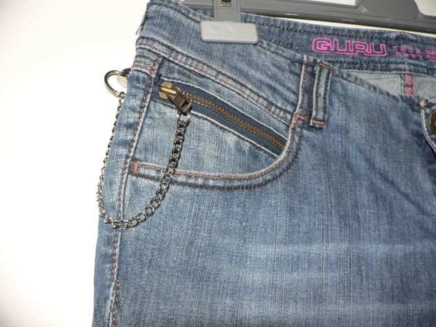GURU jeans corto usato