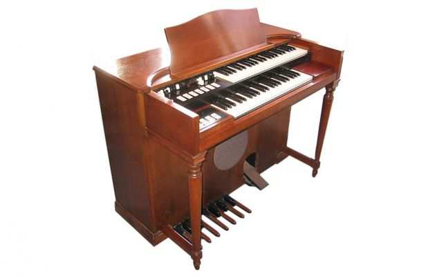 Hammond con Kit Lunette e Leslie 710 o 1200. Euro 4.650