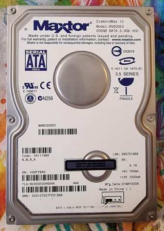 Hard Disk Maxtor HDD da 200Gb serial ata 3.0 modello DiamondMax 10 6V200E0